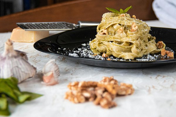 Key considerations for uk beauty brands to embrace eco-friendly packaging solutions